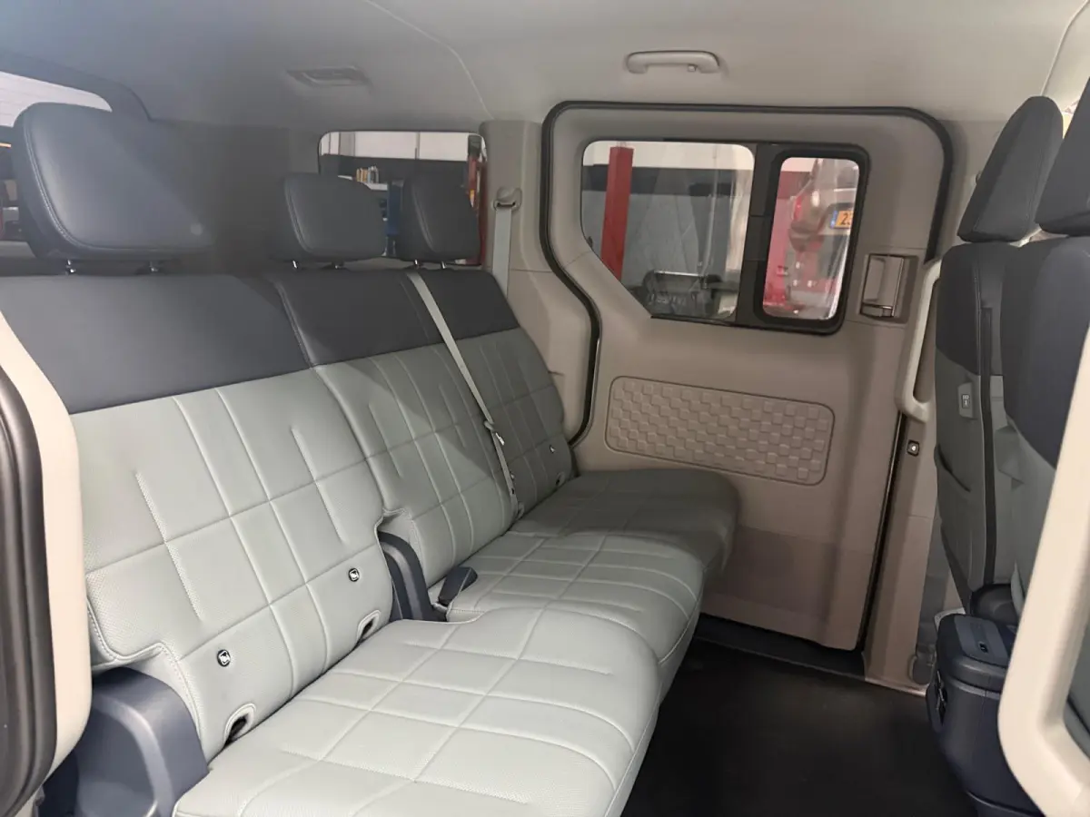 Elite Executive 71.2 kWh Demonstratiebus | Navigatie | Full options | Schuifdeuren elektrisch | Leverbaar vanaf april 2027 |