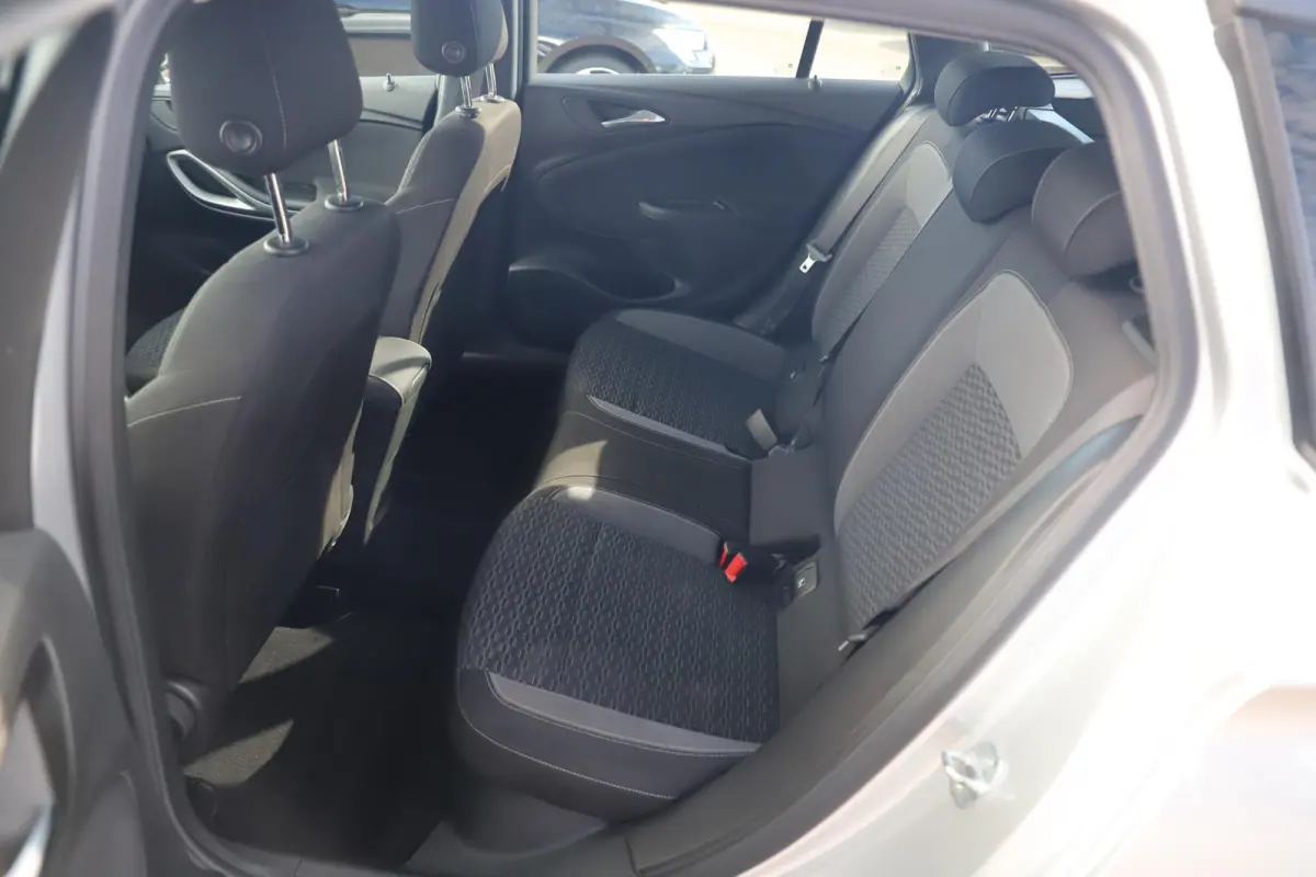 1.2 Edition 131PK Trekhaak Navigatie Achteruitrijcamera Carplay Android Climate Cruise Control