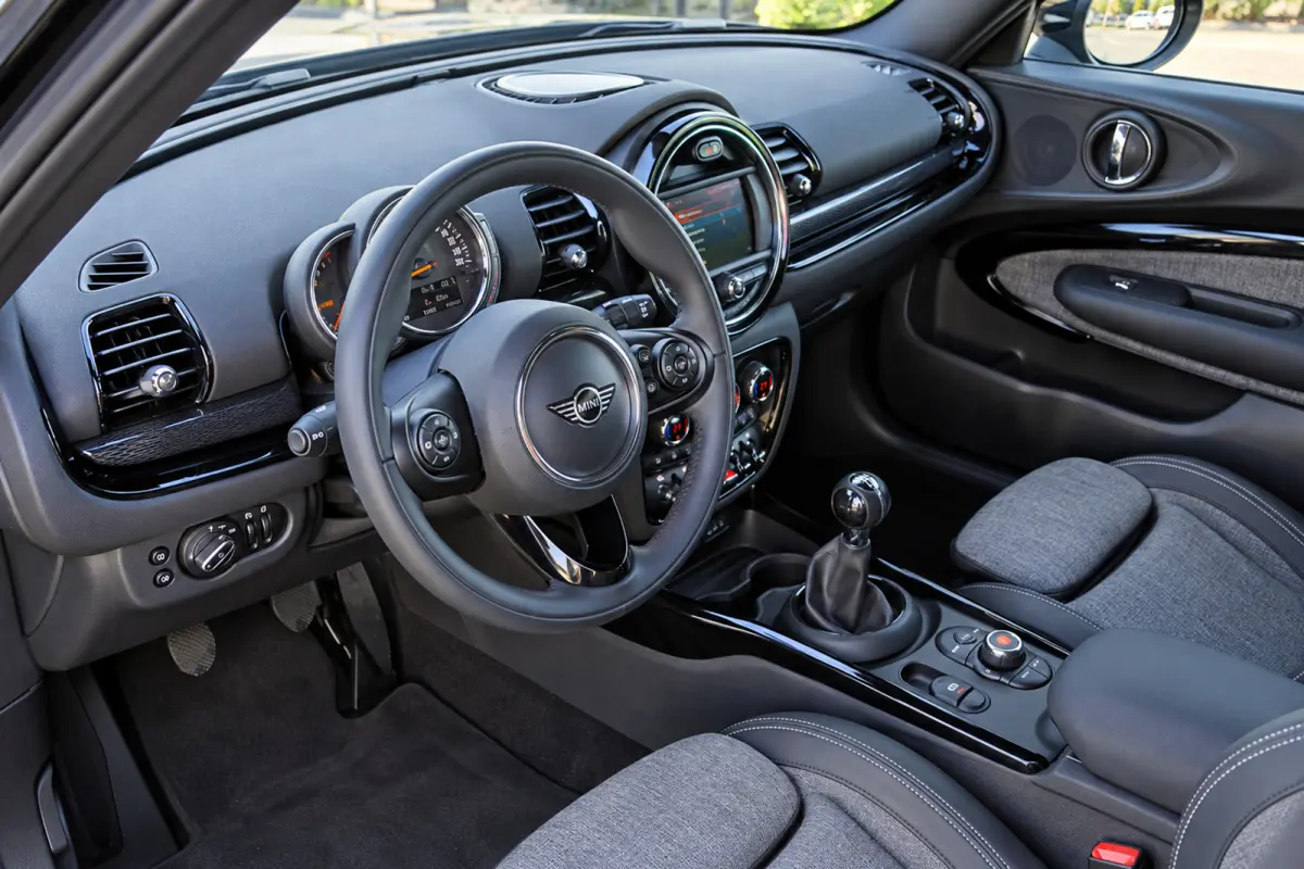 1.5 One Chili I Apple CarPlay™ I Facelift I LED