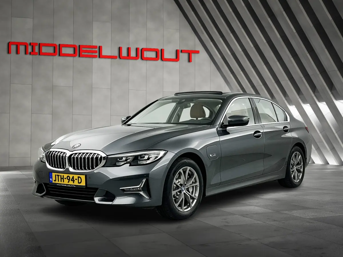 330e 292PK High Exe. Schuif-kanteldak/Leder/M-sport-stoelen