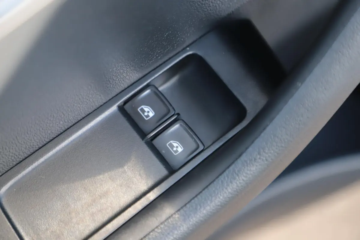 1.0 TSI Ambition 95PK Trekhaak Navigatie Carplay Android Airco Cruise Control Parkeersensor