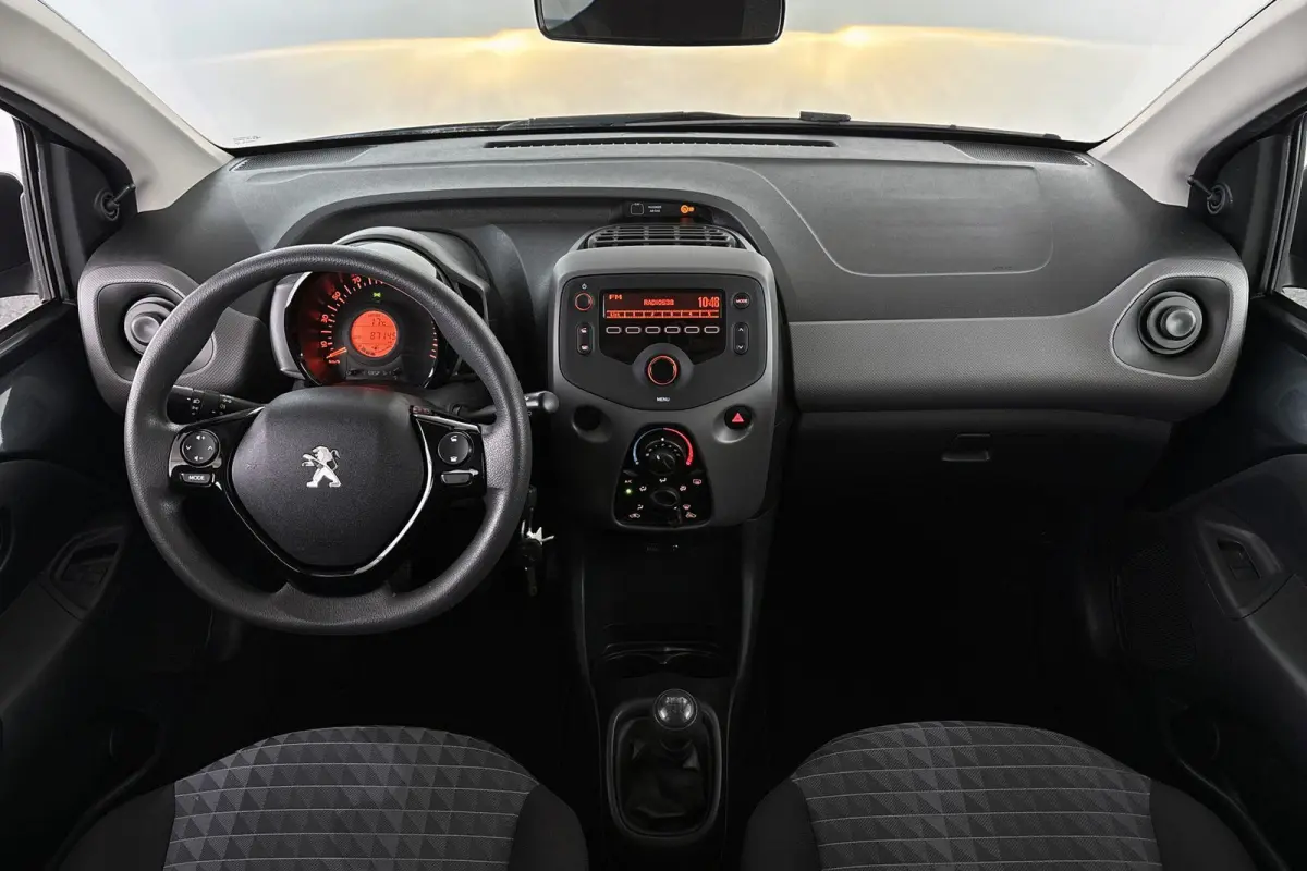 1.0 e-VTi Active Airco Metallic NL-Auto BTW