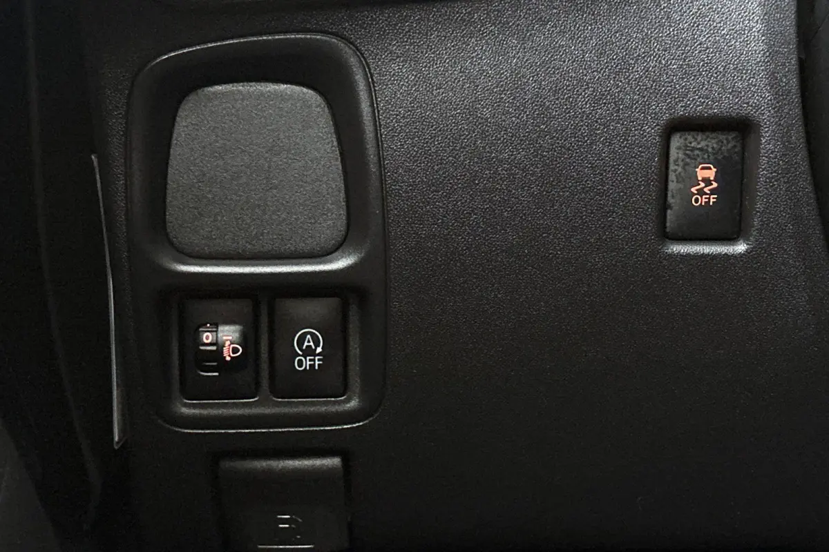 1.0 e-VTi Active Airco Metallic NL-Auto BTW