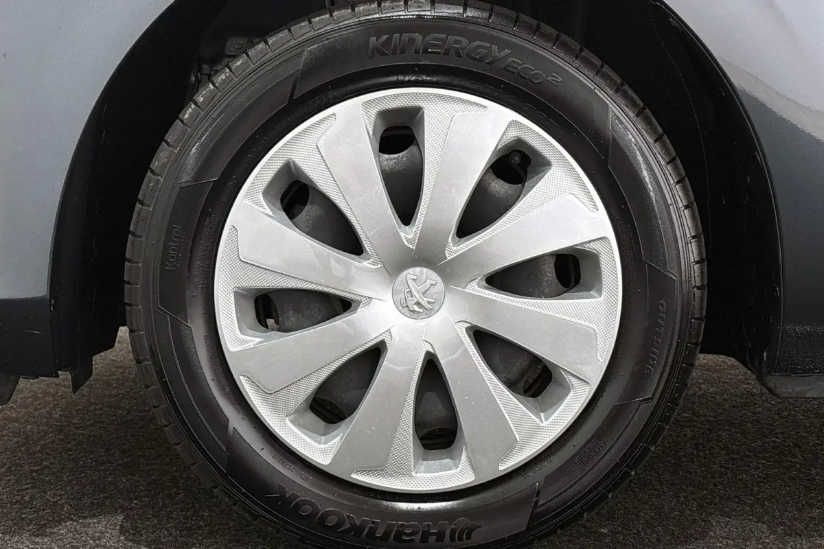 1.0 e-VTi Active Airco Metallic NL-Auto BTW