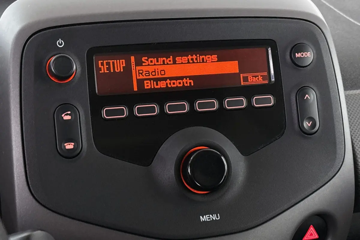 1.0 e-VTi Active Airco Metallic NL-Auto BTW