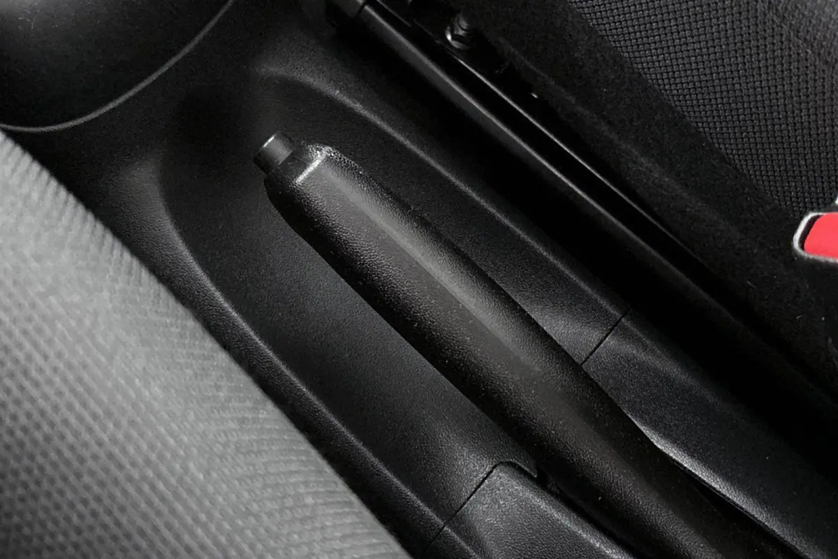 1.0 e-VTi Active Airco Metallic NL-Auto BTW