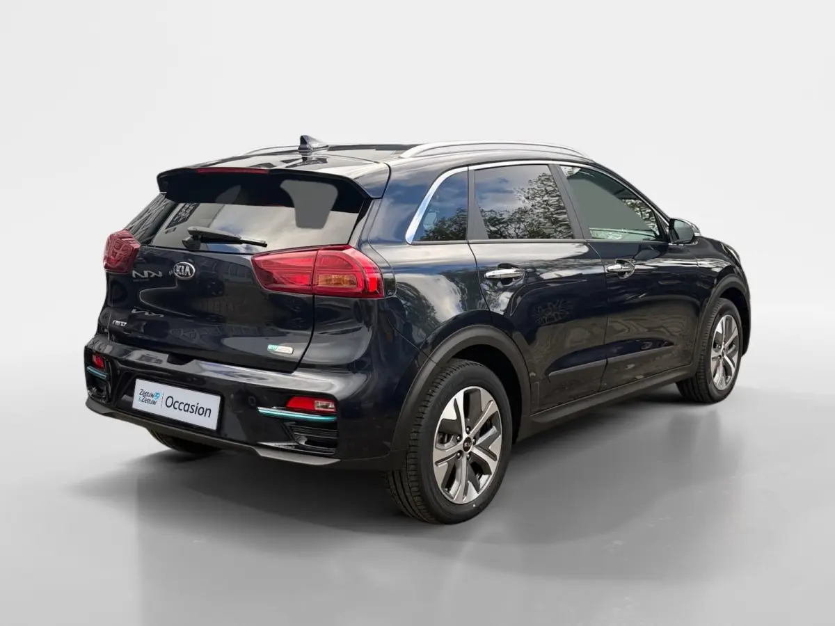 ExecutiveLine 64 kWh | LEDER | CAMERA | JBL | STOELVERWARMING/ VENTILATIE | PARKEERSENSOR |
