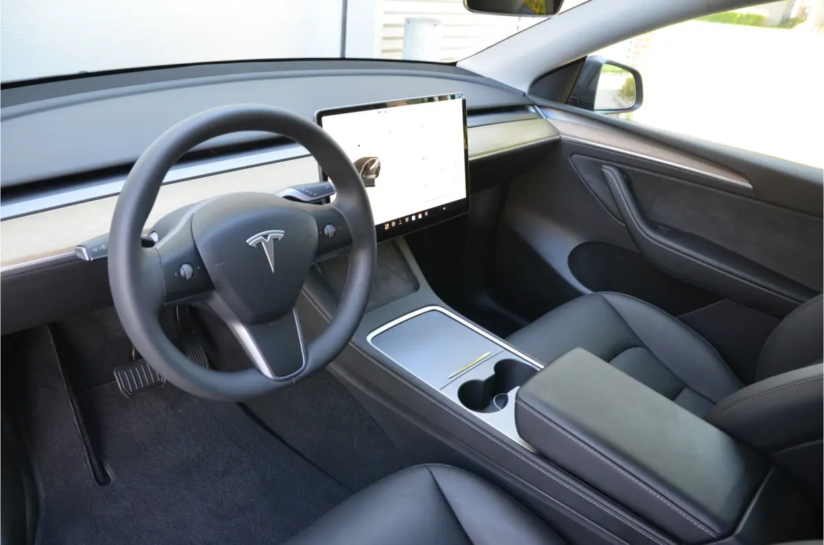RWD 58 kWh AutoPilot3.0 Ryzen, LFP Accu, 20" Alu, SOH 93,8%