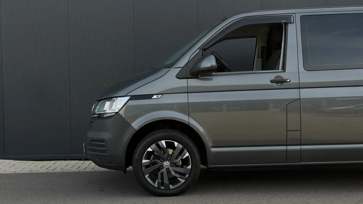2.0 TDI L2H1 30 DC | Carplay | Cruise Control | Metaalkleur