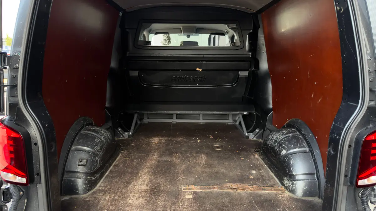 2.0 TDI L2H1 30 DC | Carplay | Cruise Control | Metaalkleur
