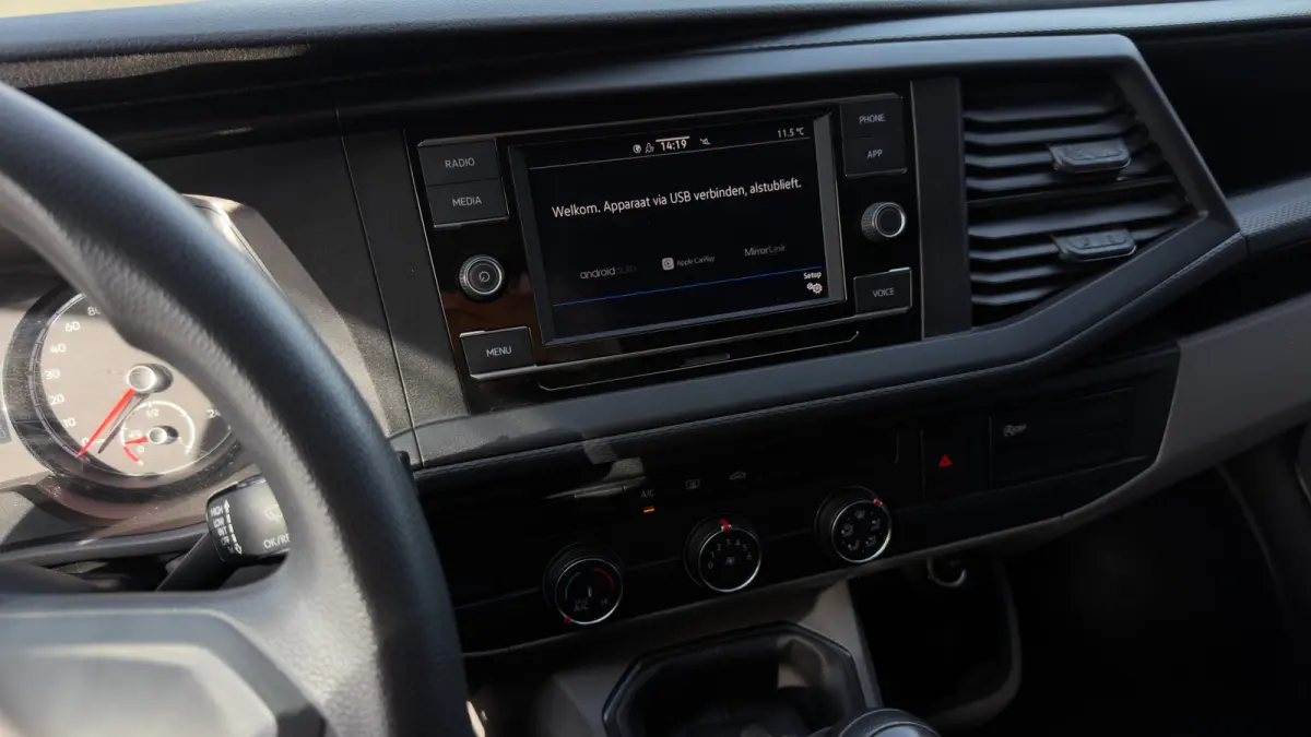 2.0 TDI L2H1 30 DC | Carplay | Cruise Control | Metaalkleur
