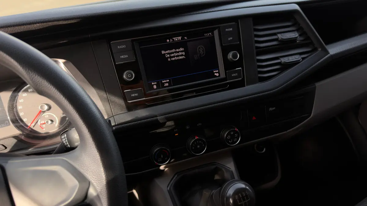 2.0 TDI L2H1 30 DC | Carplay | Cruise Control | Metaalkleur