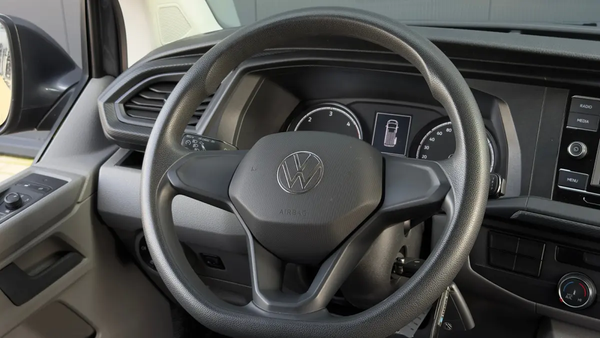 2.0 TDI L2H1 30 DC | Carplay | Cruise Control | Metaalkleur