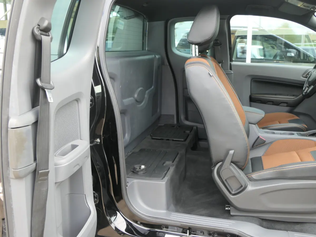 3.2 TDCi Wildtrak Supercab | Trekhaak | Camera | Adaptive Cruise | Navigatie | CarPlay/Android Auto | Navigatie | DAB