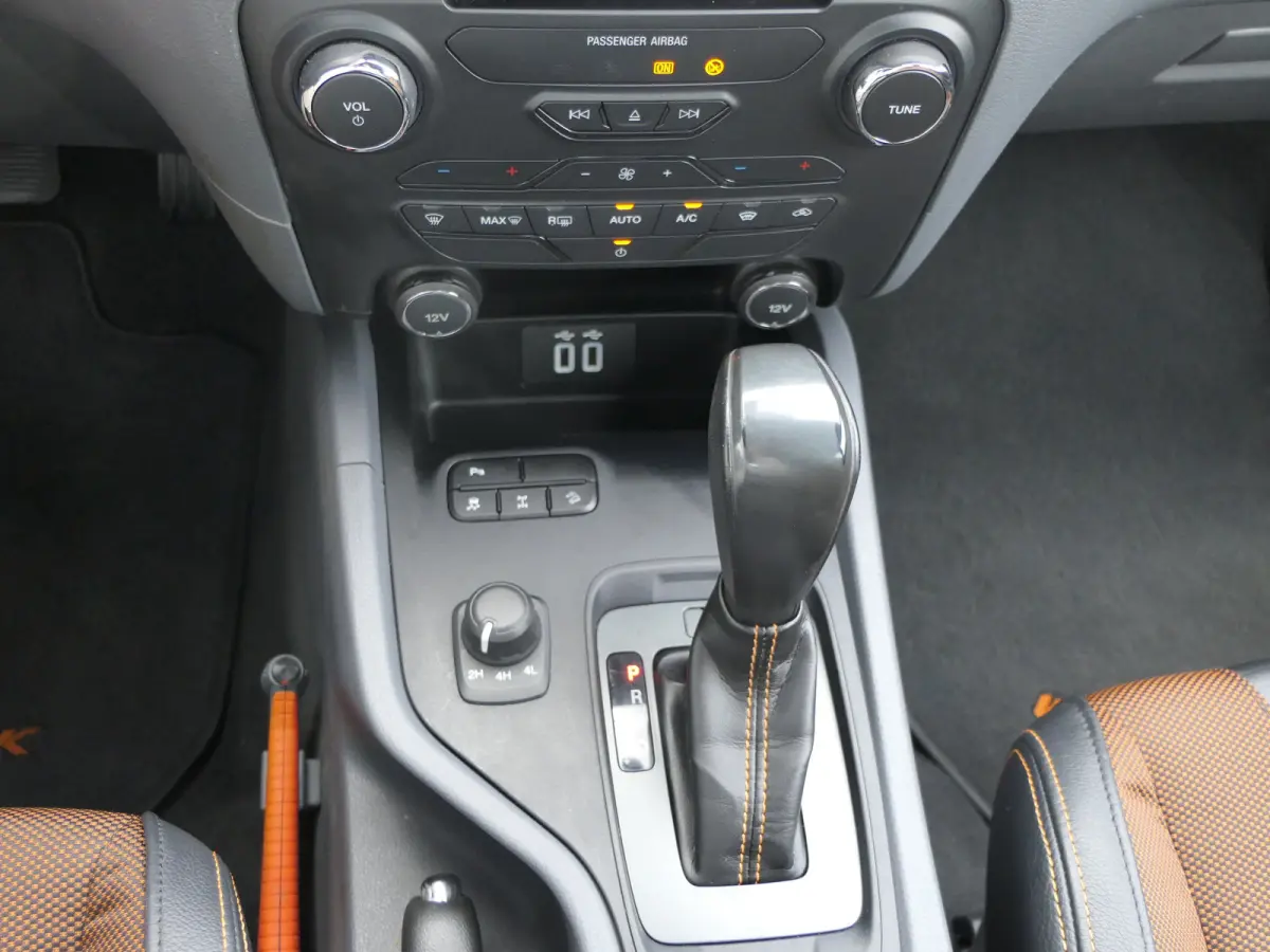 3.2 TDCi Wildtrak Supercab | Trekhaak | Camera | Adaptive Cruise | Navigatie | CarPlay/Android Auto | Navigatie | DAB