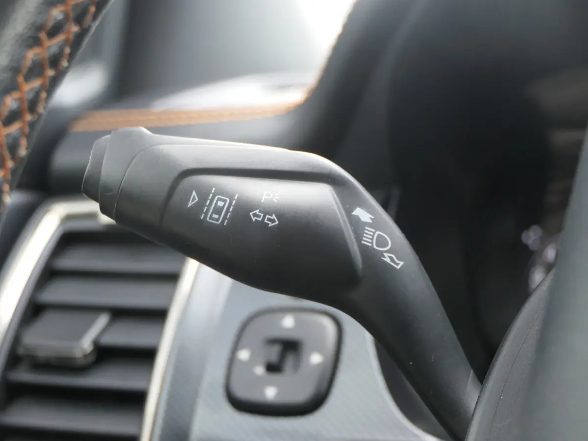 3.2 TDCi Wildtrak Supercab | Trekhaak | Camera | Adaptive Cruise | Navigatie | CarPlay/Android Auto | Navigatie | DAB