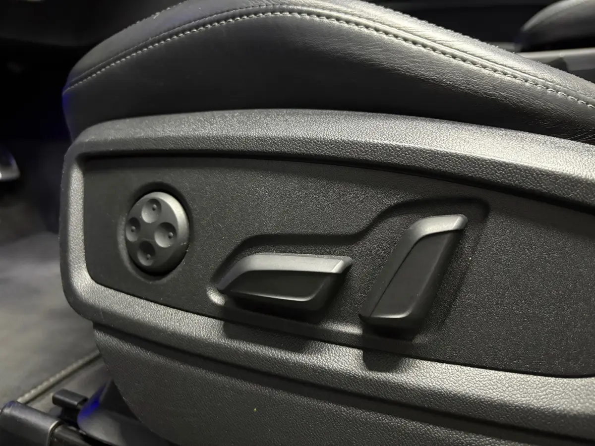 SQ5 3.0 TFSI Quattro S-line PANO TREKH