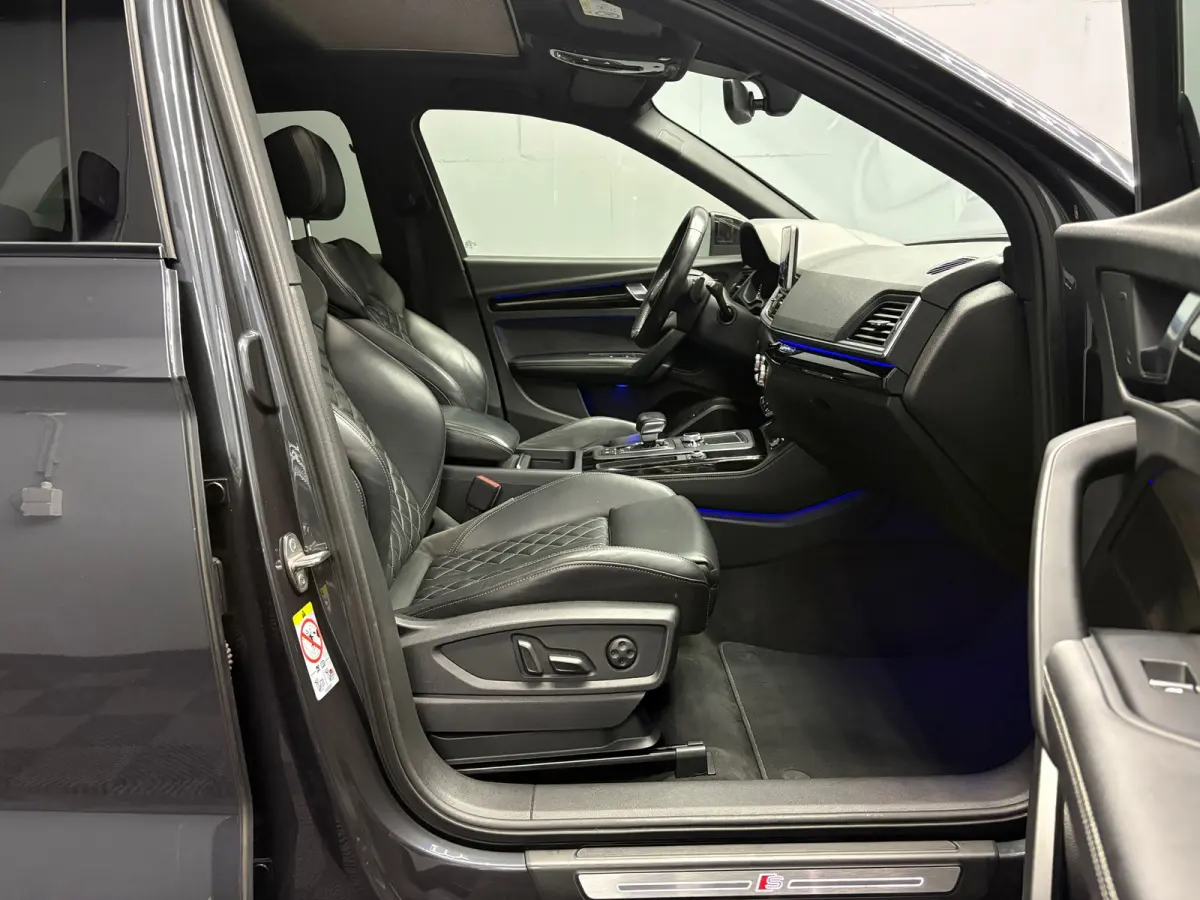SQ5 3.0 TFSI Quattro S-line PANO TREKH