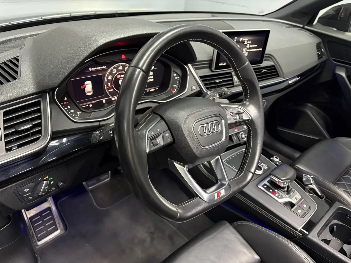 SQ5 3.0 TFSI Quattro S-line PANO TREKH