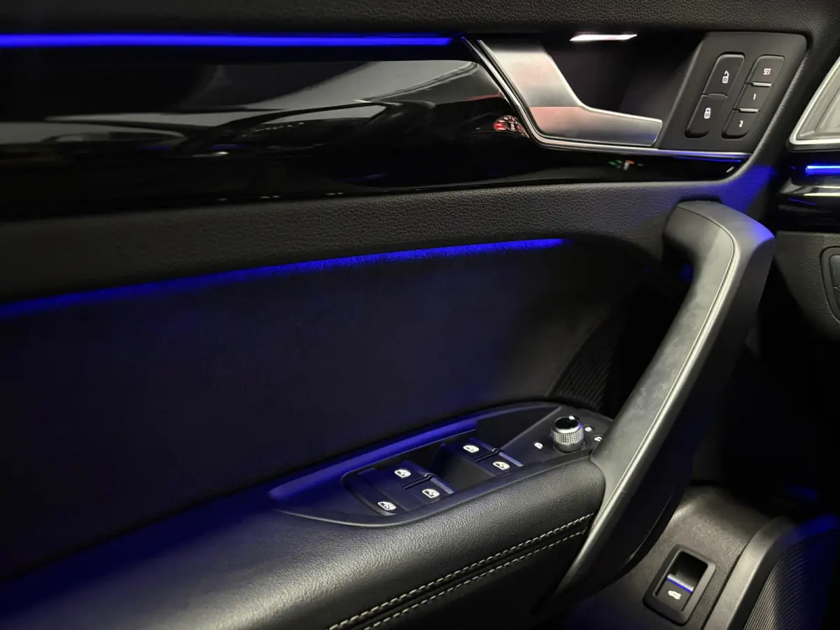 SQ5 3.0 TFSI Quattro S-line PANO TREKH