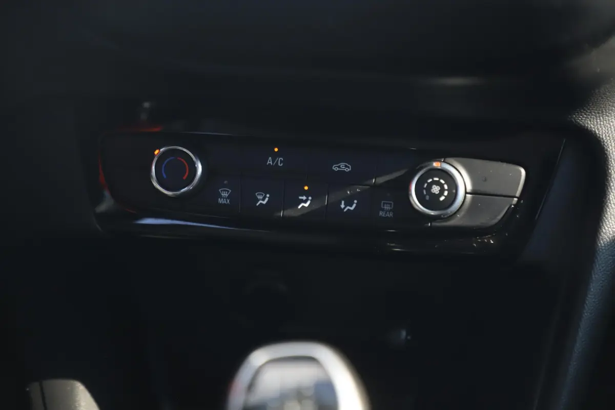 1.2 Edition Navigatie Carplay Android LMV Airco Cruise Control Parkeersensor