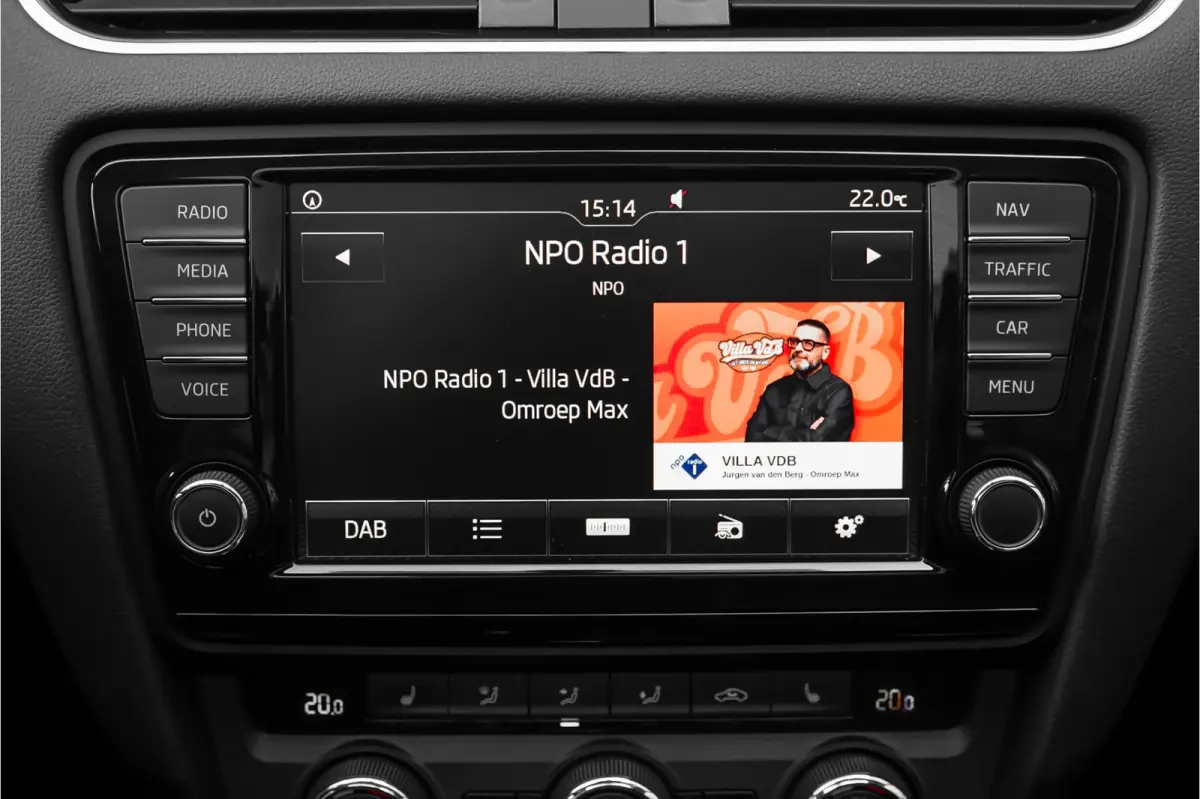 1.0 TSI Greentech Style Business Pano Canton Audio CarPlay Xenon