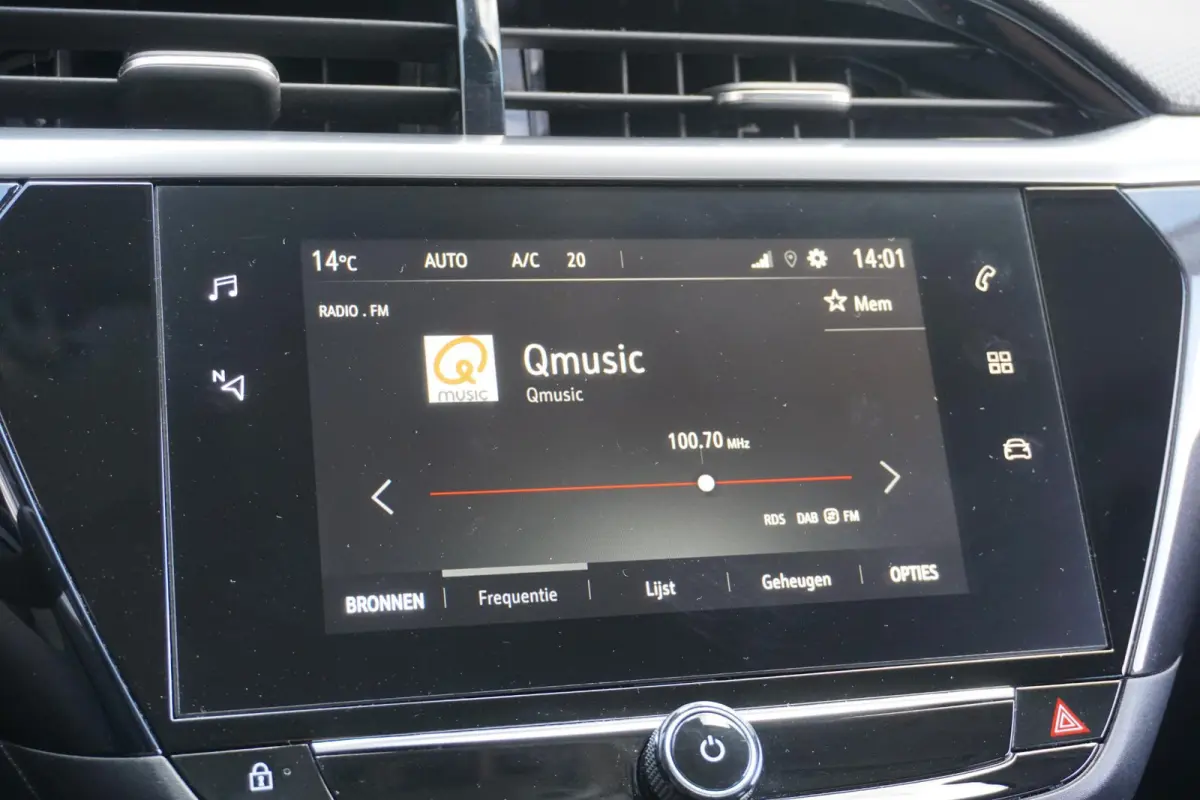 GS Line 50 kWh + CAMERA / STOEL+STUURVERWARMING / CARPLAY