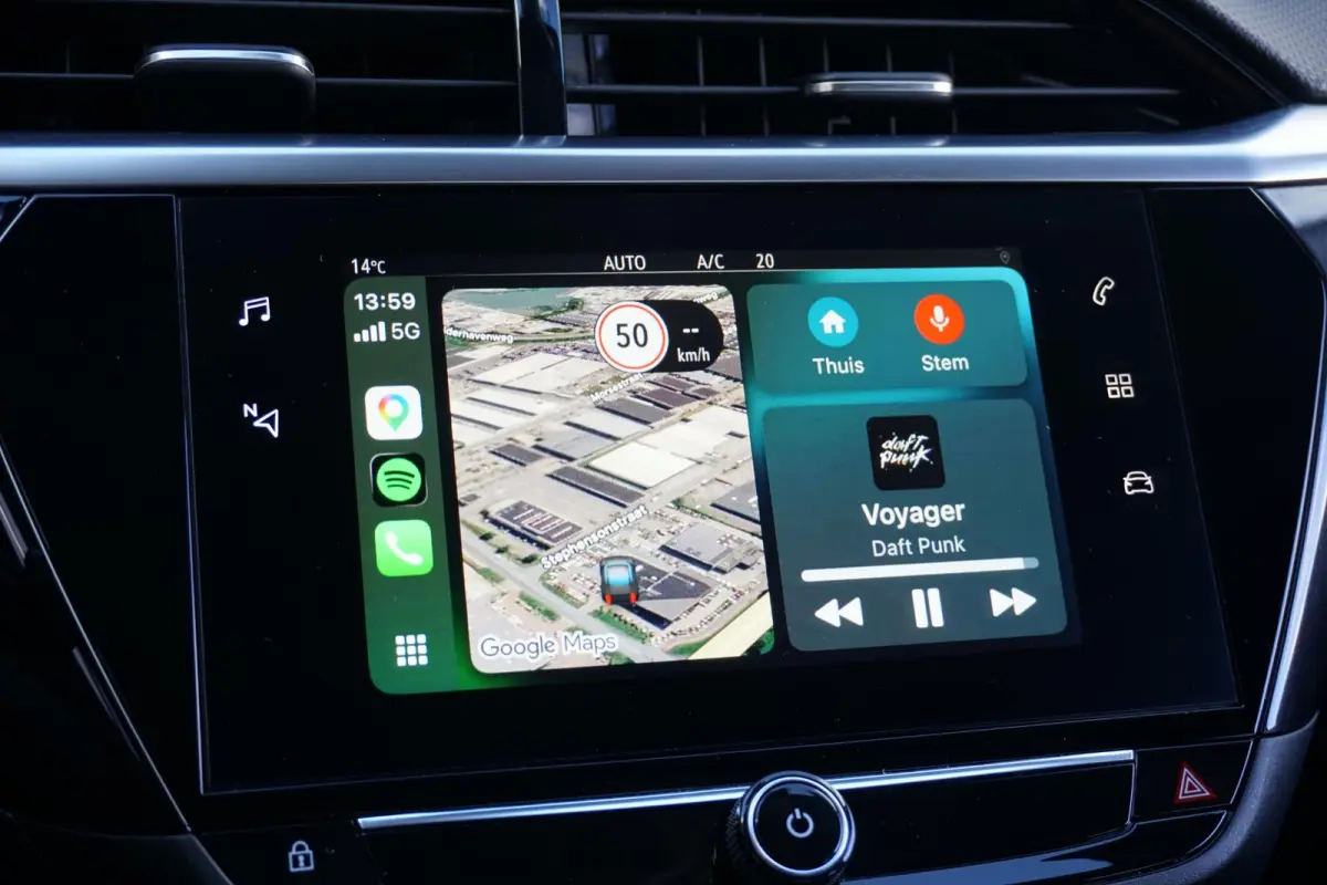 GS Line 50 kWh + CAMERA / STOEL+STUURVERWARMING / CARPLAY