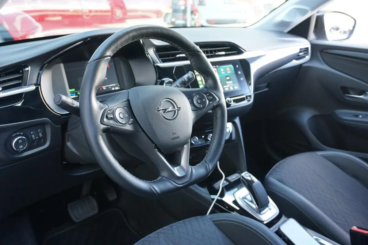 GS Line 50 kWh + CAMERA / STOEL+STUURVERWARMING / CARPLAY