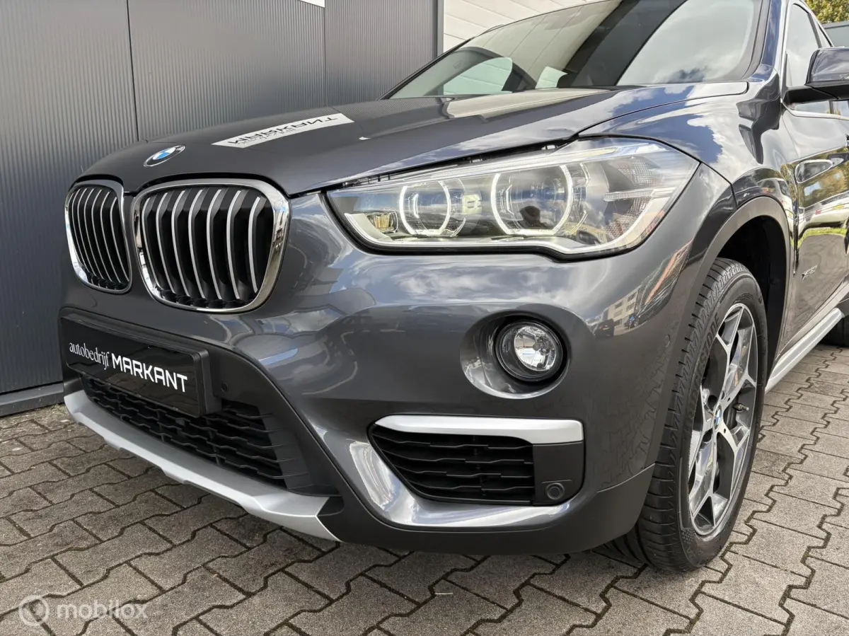 xDrive20i High Exe. Leder / HUD / LM 18 / Rijklaar!