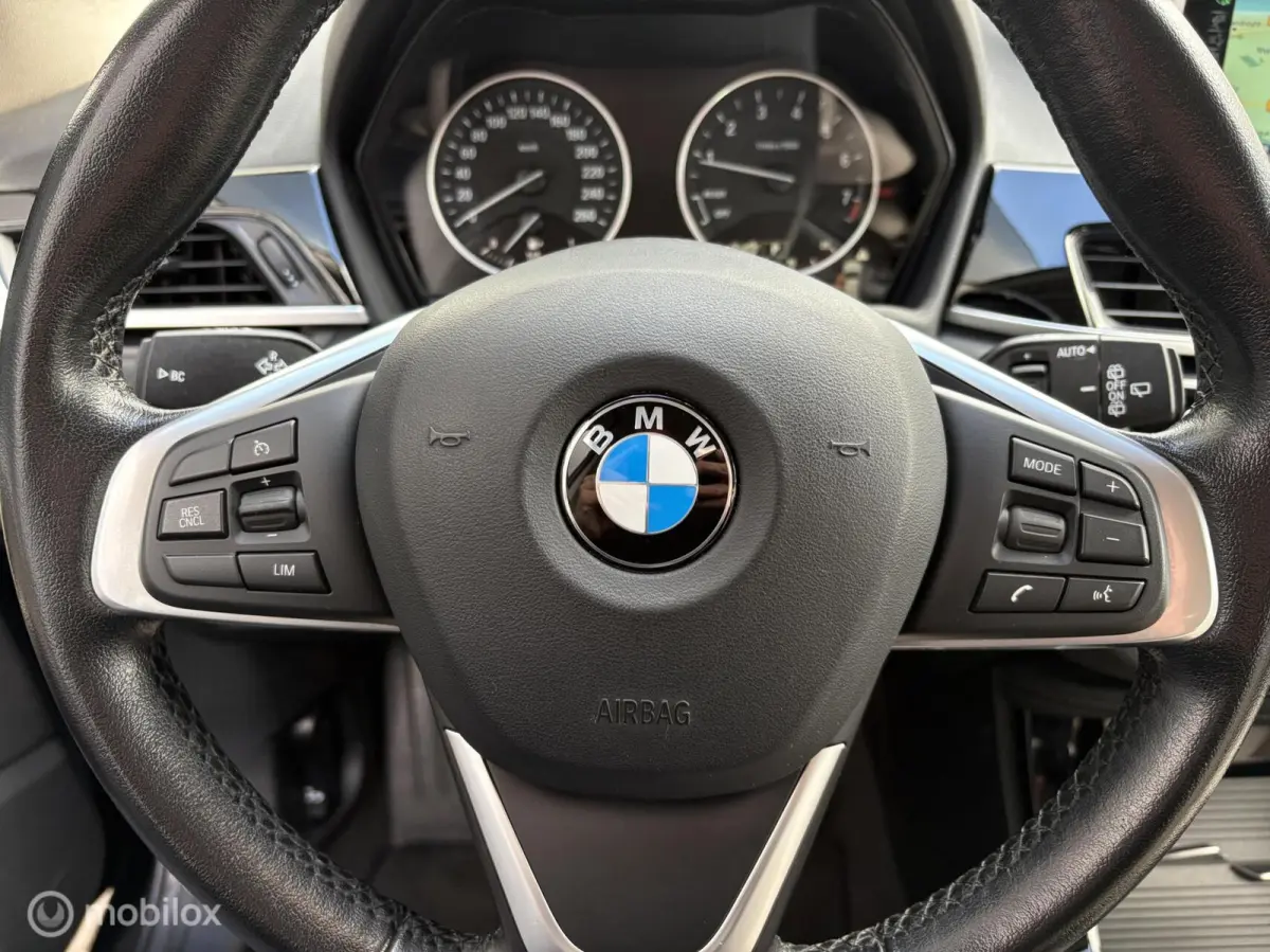 xDrive20i High Exe. Leder / HUD / LM 18 / Rijklaar!