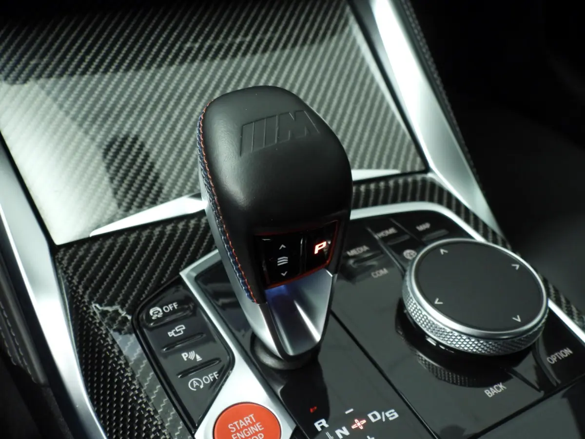 M3 Competition | Laserlicht | Leder | HUD | Elektr. zetels | Keyles go | Stoelverwarming | DAB | Harman-kardon sound | Alu 19/20 inch