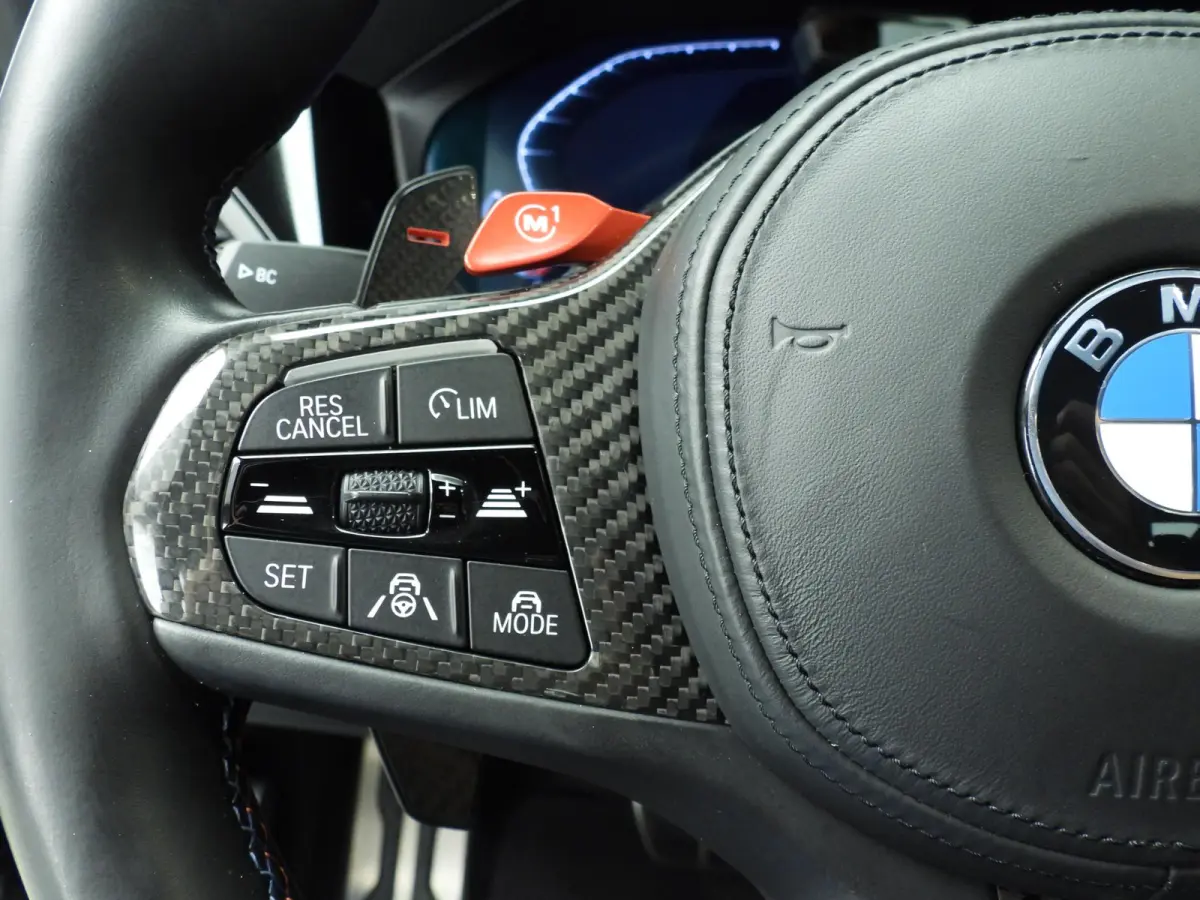 M3 Competition | Laserlicht | Leder | HUD | Elektr. zetels | Keyles go | Stoelverwarming | DAB | Harman-kardon sound | Alu 19/20 inch