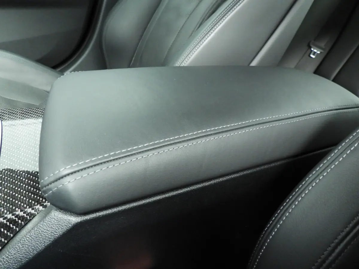 M3 Competition | Laserlicht | Leder | HUD | Elektr. zetels | Keyles go | Stoelverwarming | DAB | Harman-kardon sound | Alu 19/20 inch