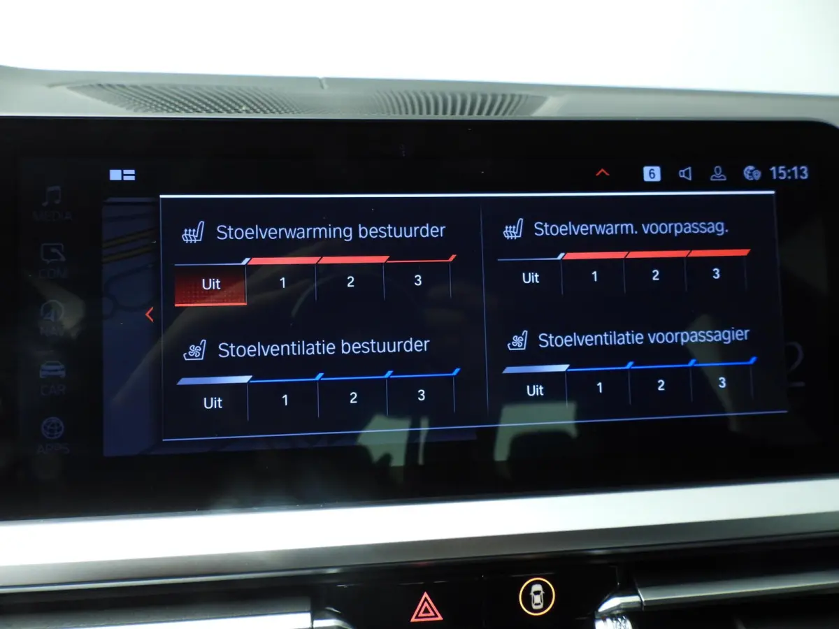 M3 Competition | Laserlicht | Leder | HUD | Elektr. zetels | Keyles go | Stoelverwarming | DAB | Harman-kardon sound | Alu 19/20 inch