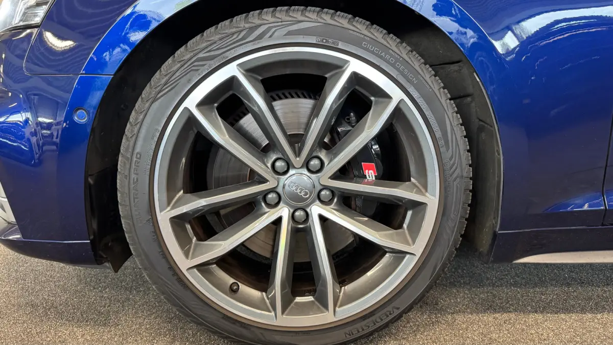 3.0 TFSI 354PK QUATTRO PRO LINE PLUS AUTOMAAT / NAVI / LEDER / CLIMA / FULL-LED / PDC / KEYLESS / 19" LMV / 2X S-LINE / CARBON / UNIEK / ADAPT. CRUISECONTROL / NIEUWSTAAT !!