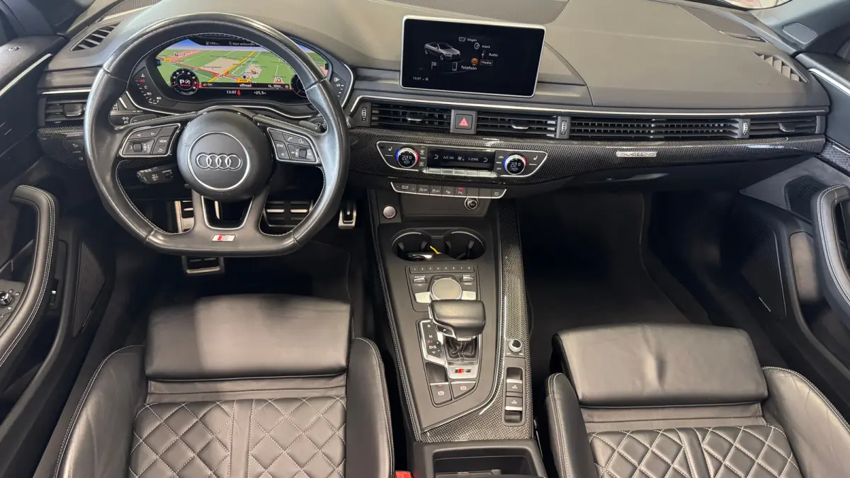 3.0 TFSI 354PK QUATTRO PRO LINE PLUS AUTOMAAT / NAVI / LEDER / CLIMA / FULL-LED / PDC / KEYLESS / 19" LMV / 2X S-LINE / CARBON / UNIEK / ADAPT. CRUISECONTROL / NIEUWSTAAT !!