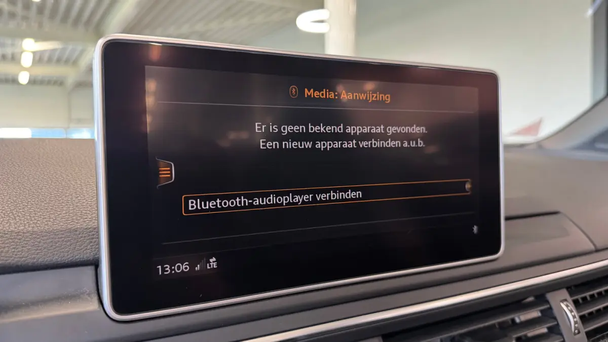 3.0 TFSI 354PK QUATTRO PRO LINE PLUS AUTOMAAT / NAVI / LEDER / CLIMA / FULL-LED / PDC / KEYLESS / 19" LMV / 2X S-LINE / CARBON / UNIEK / ADAPT. CRUISECONTROL / NIEUWSTAAT !!