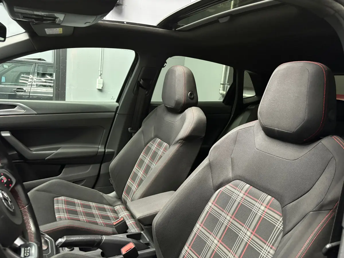 2.0 GTI Aut PANO