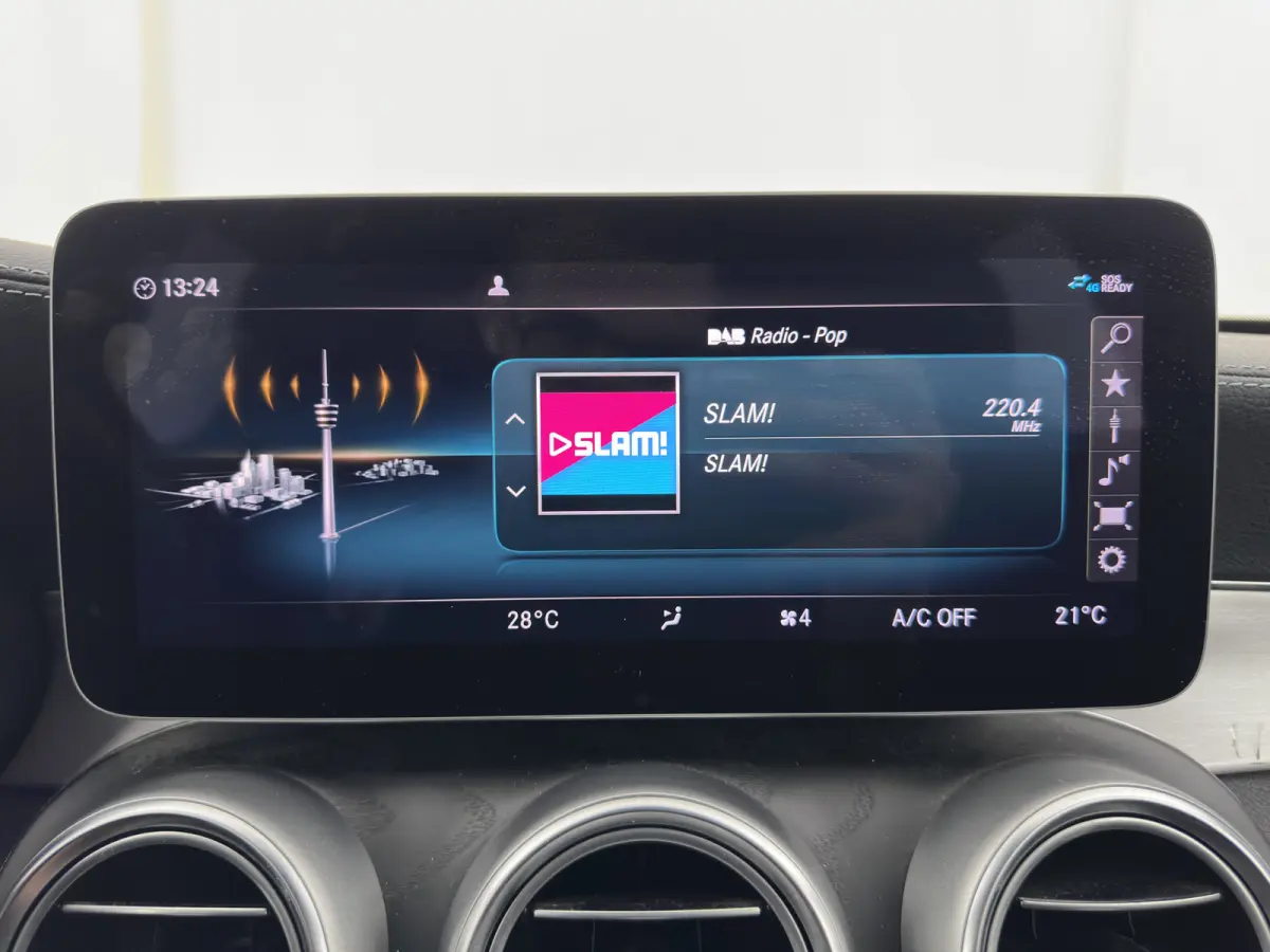 300 e Business Solution AMG Limited (Plug-in) (INCL-BTW) Aut. *LEATHER-ALCANTARA | MULTIBEAM-LED | NAVI-FULLMAP | TOPVIEW | DAB | CARPLAY | DIGI-COCKPIT | SPORTSEATS | TOWBAR | 18"ALU*