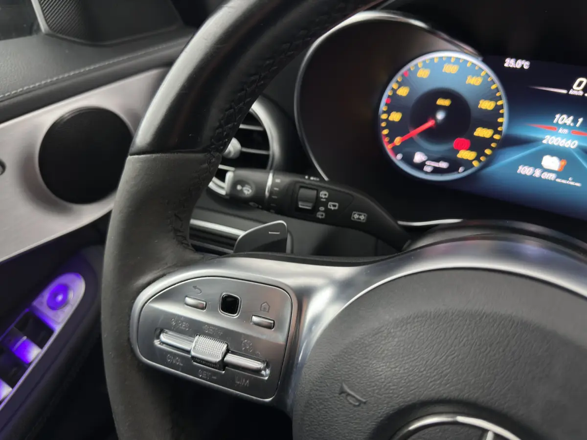 300 e Business Solution AMG Limited (Plug-in) (INCL-BTW) Aut. *LEATHER-ALCANTARA | MULTIBEAM-LED | NAVI-FULLMAP | TOPVIEW | DAB | CARPLAY | DIGI-COCKPIT | SPORTSEATS | TOWBAR | 18"ALU*
