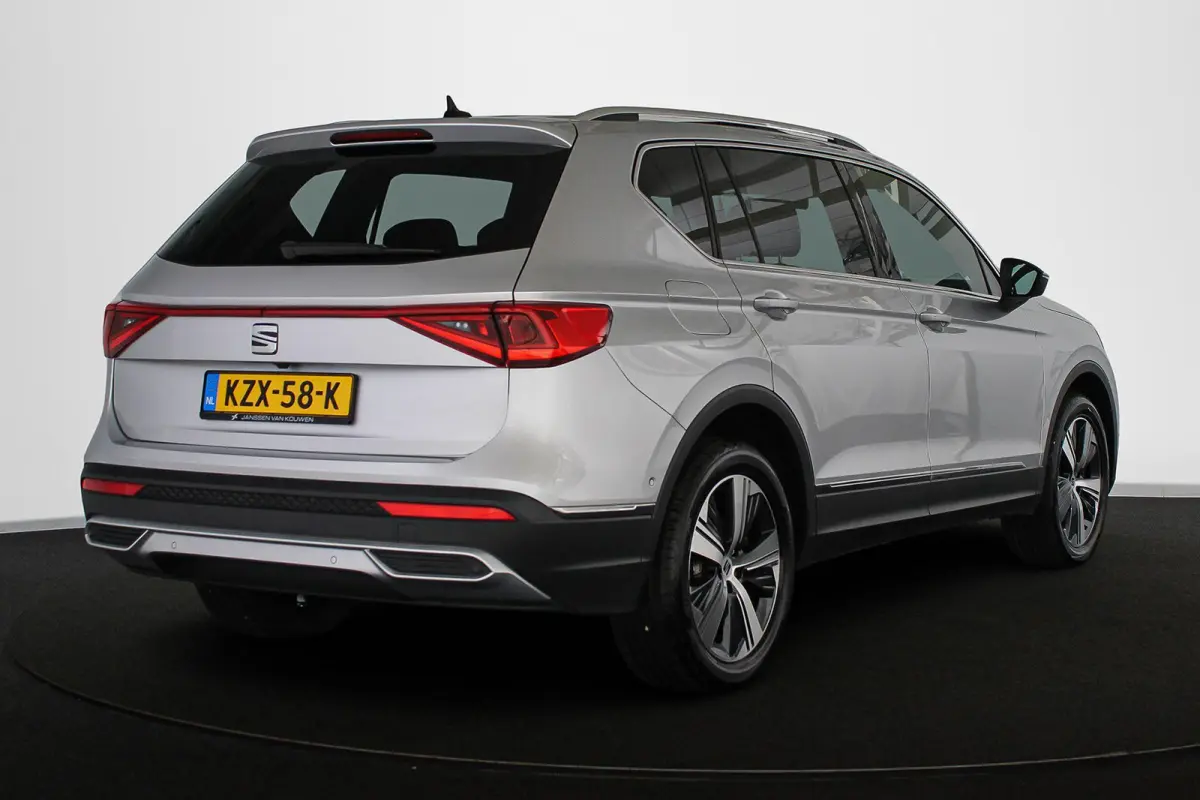 1.4 TSI e-Hybrid PHEV Xperience Pano Trekhaak Leder Stoelverwarming Keyless