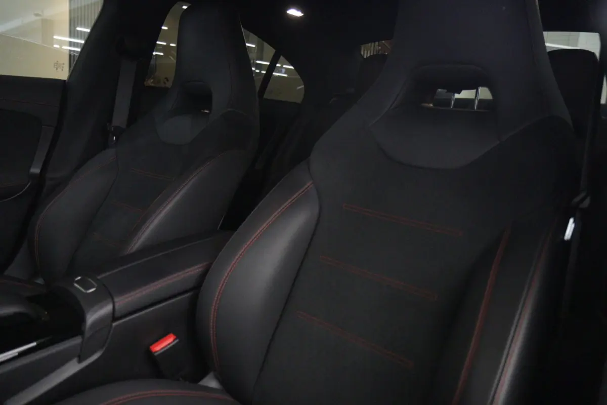 250 e AMG Line PANO/CARPLAY/SFEER/VOL