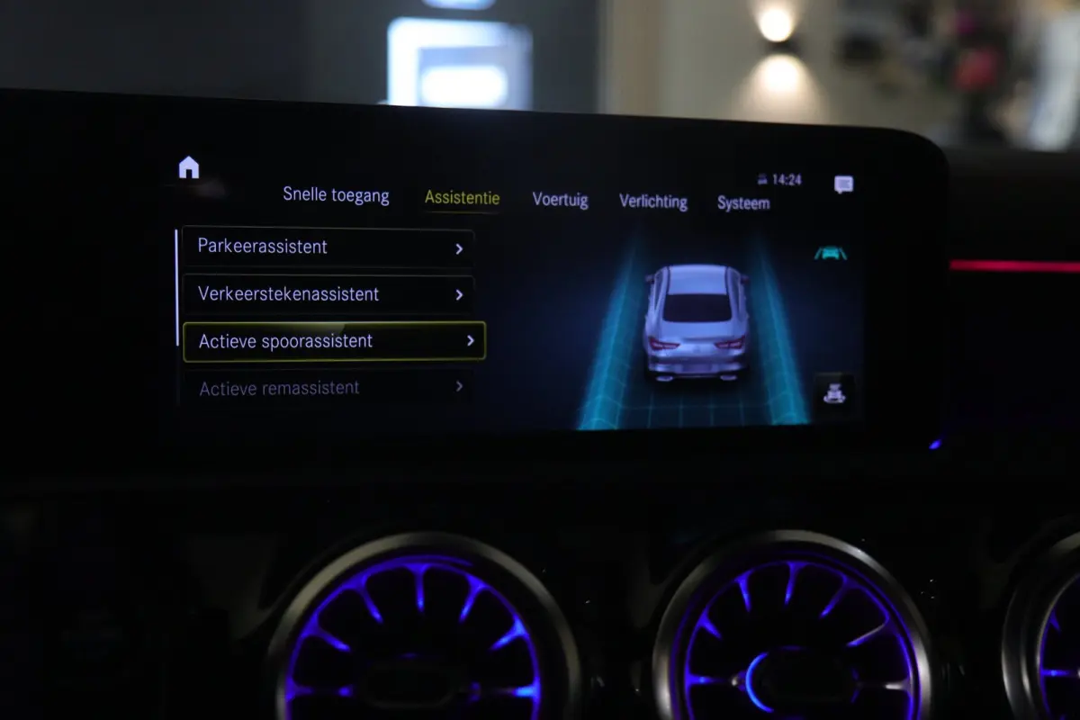 250 e AMG Line PANO/CARPLAY/SFEER/VOL