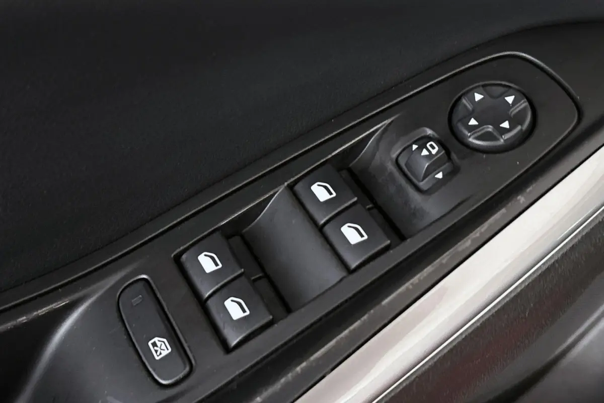 1.6 Turbo Plug-In Hybrid Business Edition Trekhaak Stoelverwarming Camera Dodehoek
