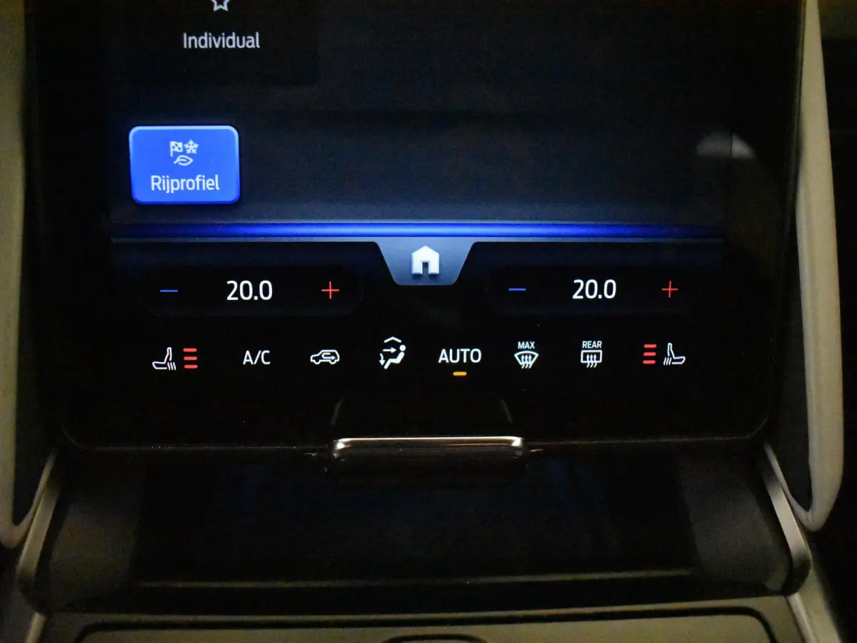 Select Extended Range RWD 77 kWh l Elektr. Stoel incl Memory l Stoel en Stuurverwarming l Head up Display l Camera l
