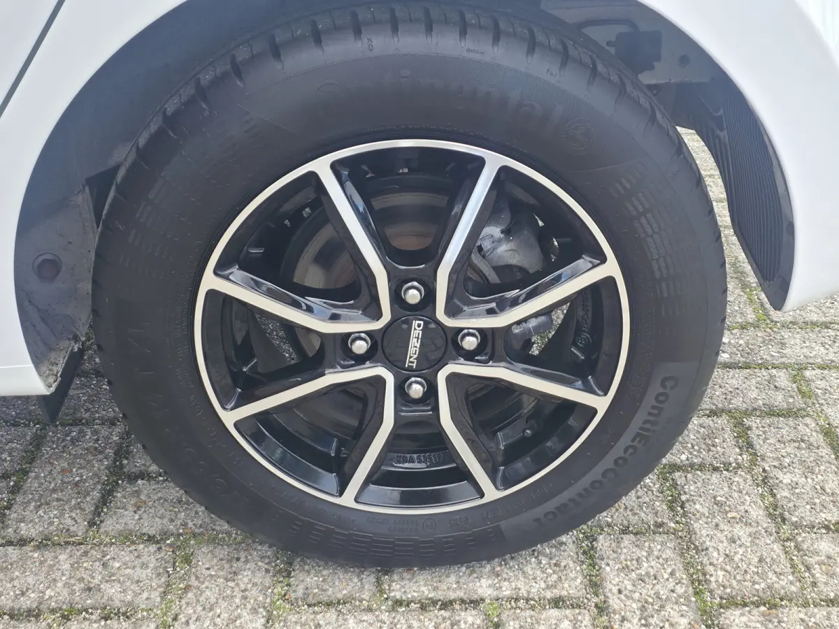 1.0i Comfort | Airco | Bluetooth | Lm velgen | Cruise Control |