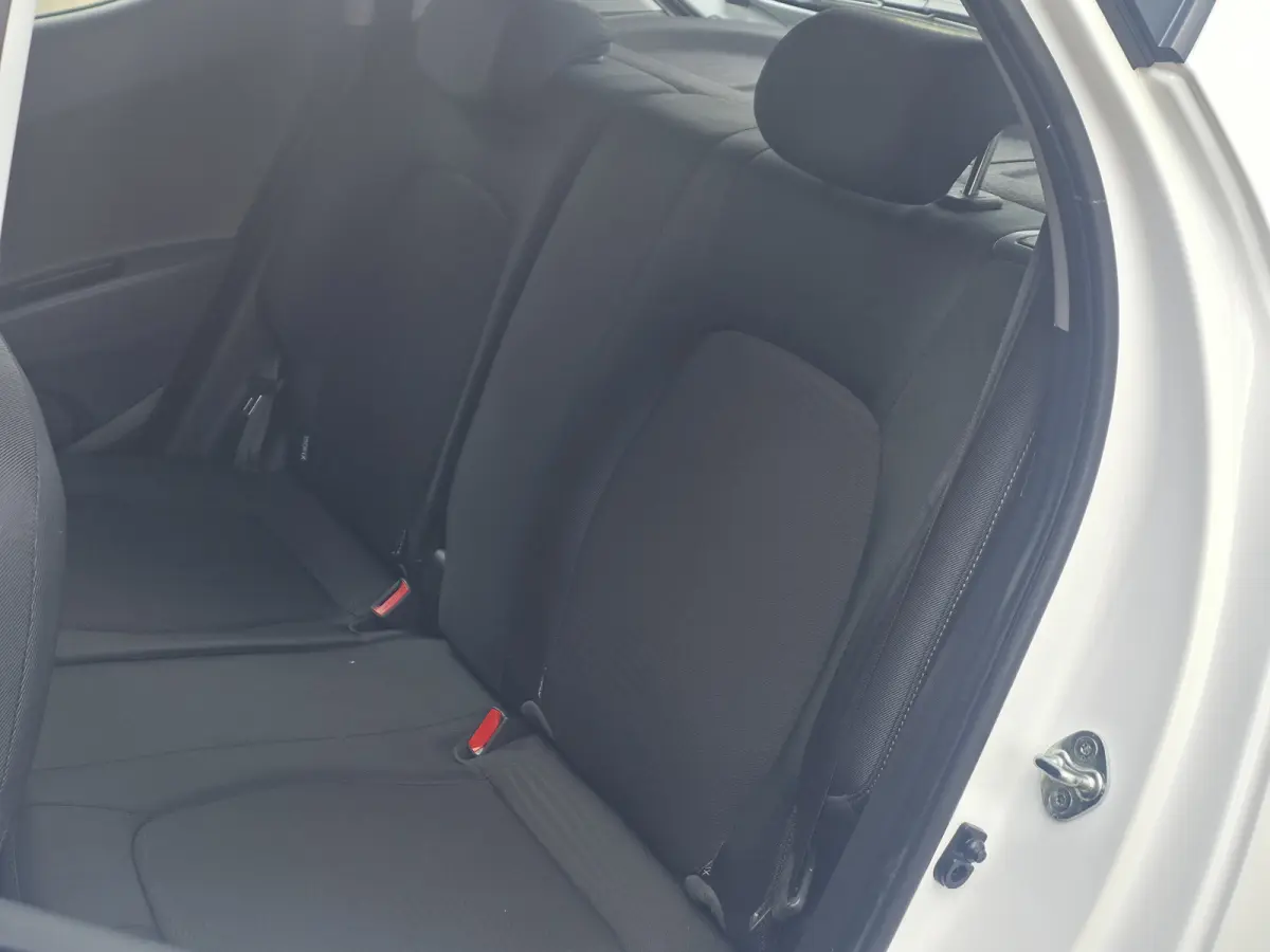 1.0i Comfort | Airco | Bluetooth | Lm velgen | Cruise Control |