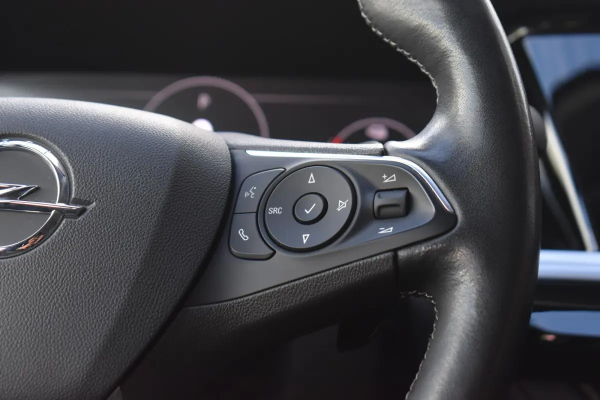 1.6 Turbo Plug-In Hybrid Level 4