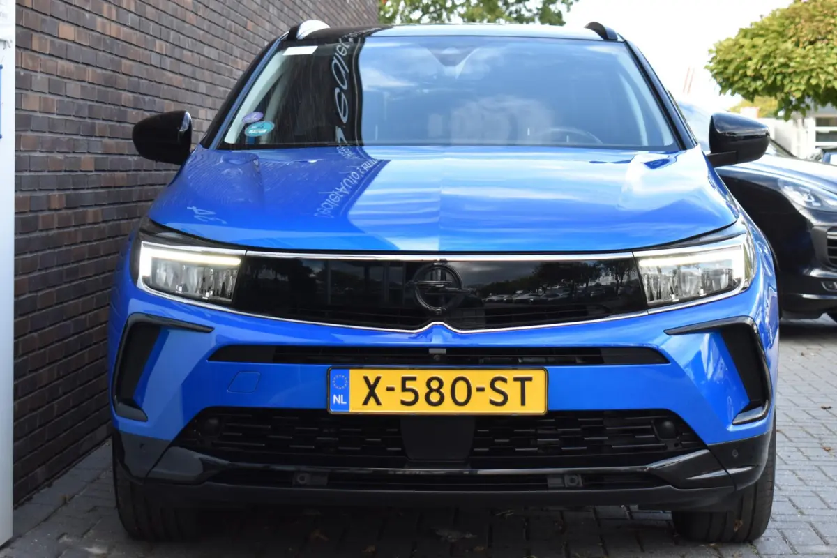 1.6 Turbo Plug-In Hybrid Level 4